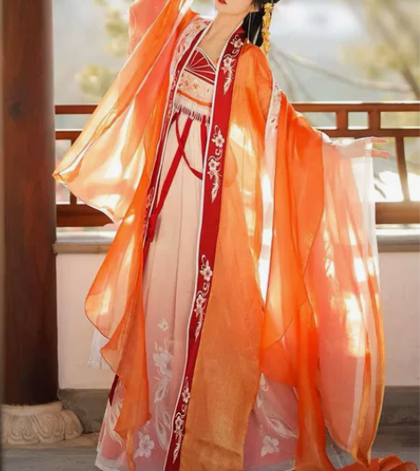 言然 霓裳羽馥 M码，柯子裙很好看，实物超...