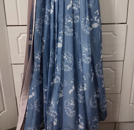 汉元素裙子，很新，仅试，带吊牌。玉术家一个...