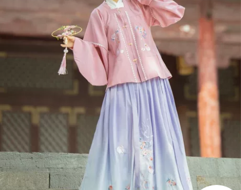 【玉兔蟠桃】汉服女方领补服刺绣一片式襦裙双...