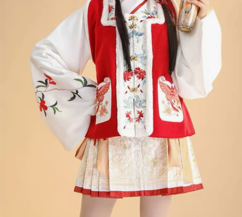 都城南庄汉服小铃铛红比甲拜年汉服汉元素短马...