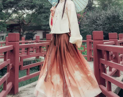 ?都城南庄原创汉服女马面下裙玉惊凤秋冬季新...