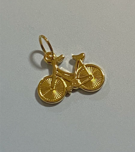 Avon自行车吊坠 品相不错，带原纸盒  ...