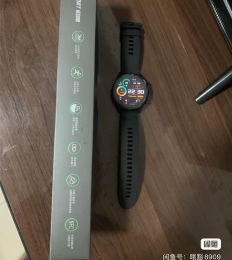 小米运动手表 带盒子充电器 表带 感兴趣的...