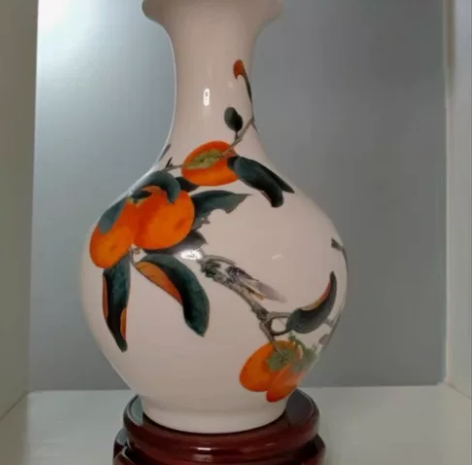 景德镇陶瓷花瓶,客厅摆件插花陶瓷工艺品。事...
