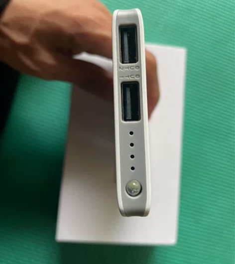 全新闲置的充电宝，我亲自试用过一次，所有功...