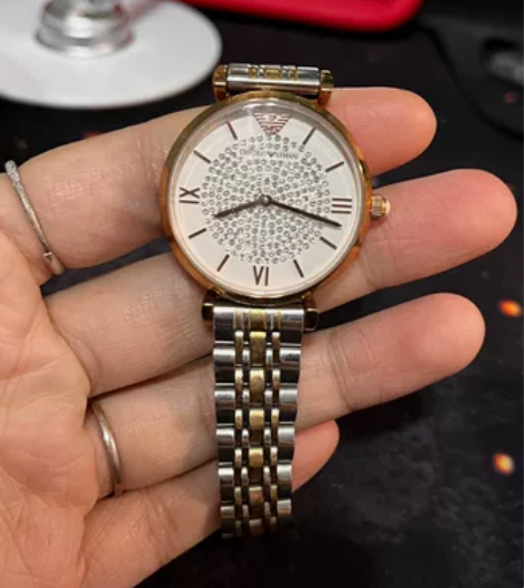 阿玛尼满天星手表,仅佩戴一次,闲置,因为带...