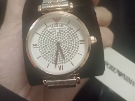 闲置，阿玛尼满天星女表，男朋友生日送的礼物...