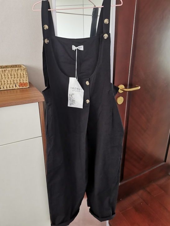 全棉黑色牛仔裤，全新，均码，腰围有100，...