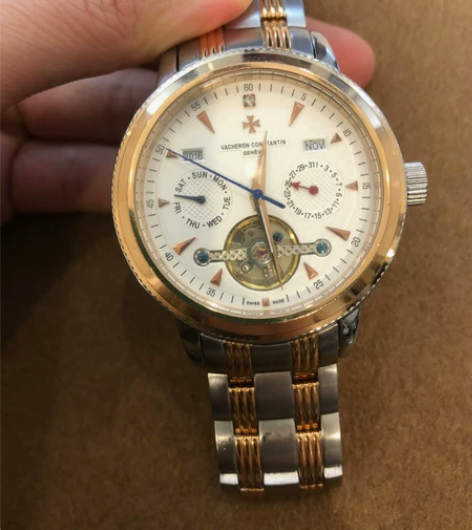 腕表 不是正品 仿的江诗Dan顿 感兴趣的...