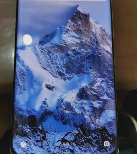 小米11屏幕磕了一下没触摸了，便宜出，后壳...