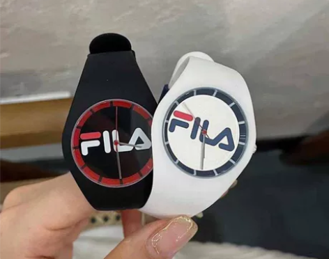 FILA斐乐硅胶手表  包邮福利价！ 天猫...
