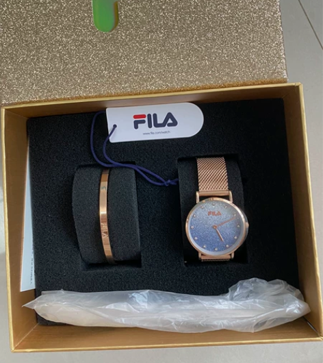 FILA手表，卡扣我调不了，不知道是不是产...