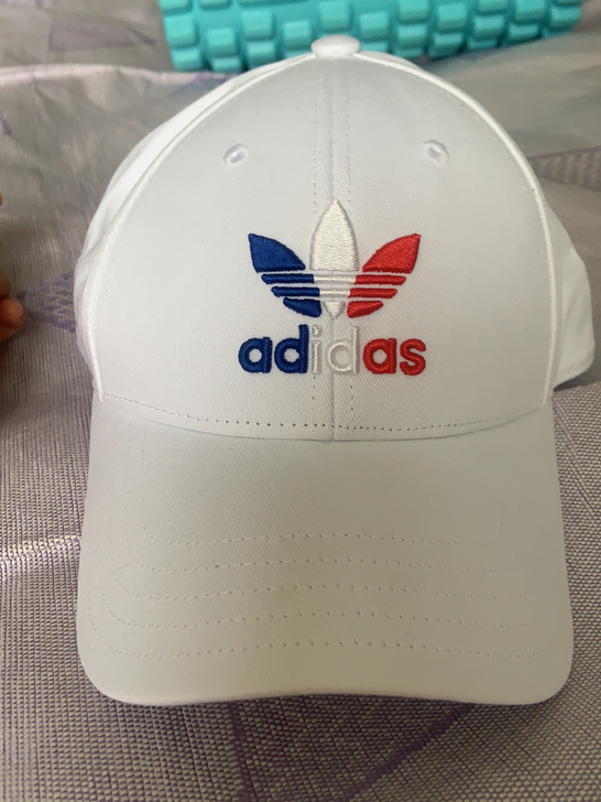 adidas 帽子白色