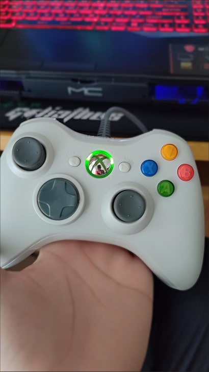 大促销包邮全新XBOX360游戏手柄，兼容...