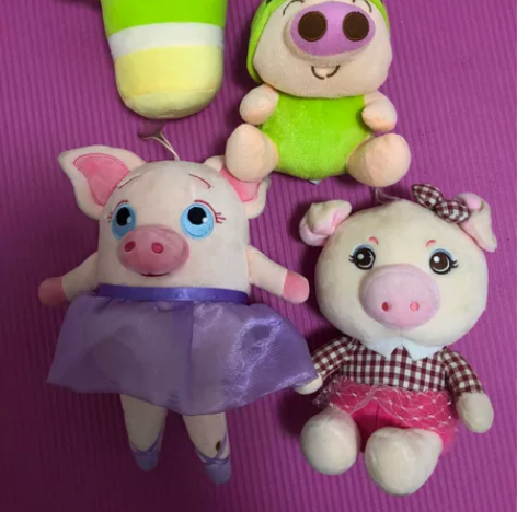 玩偶娃娃 4个 大小和拳头比较 感兴趣的话...