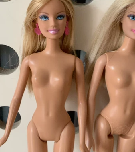 正版美泰芭比娃娃，保存较完好，私我可提供详...