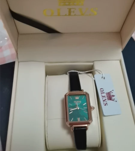 欧利时手表女 小绿表皮带简约 全新未佩戴过...