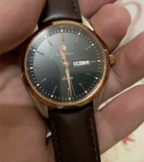 男士石英表 国外回流表。品相还行，已换新表...