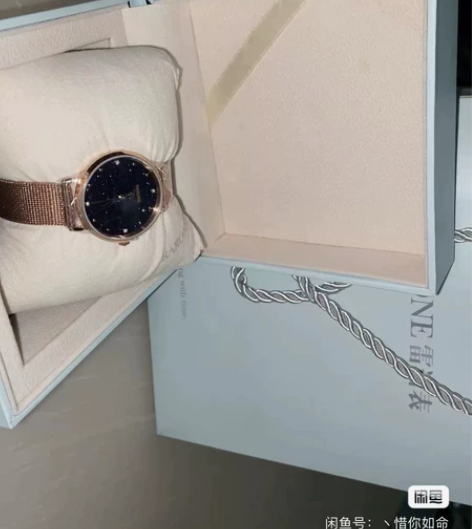 替友出全新雷诺满天星手表，没有使用痕迹，将...