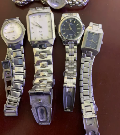 5个石英配件手表，3个天王女表，一个依波女...