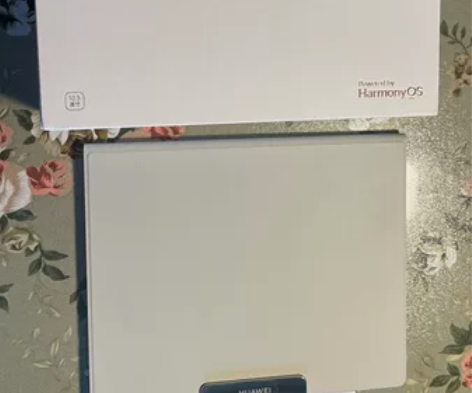 华为Mate Pad Paper墨水屏平板...