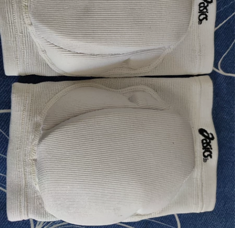 亏本清仓包邮 正品  ，防撞加厚 排球守门...