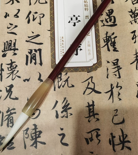 红科檀牛角毛笔 细嫩光峰～ 感兴趣的话点“...