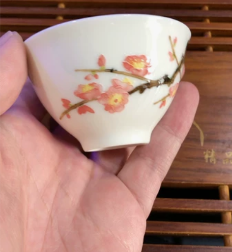 老衡连粉彩梅花杯，全新未使用，绝版极品，实...