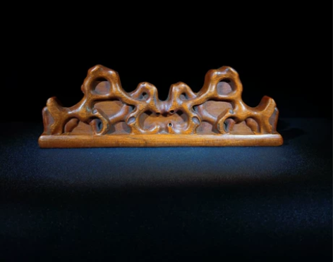 旧藏花梨木精雕细琢 同心协力 笔架 特价：...