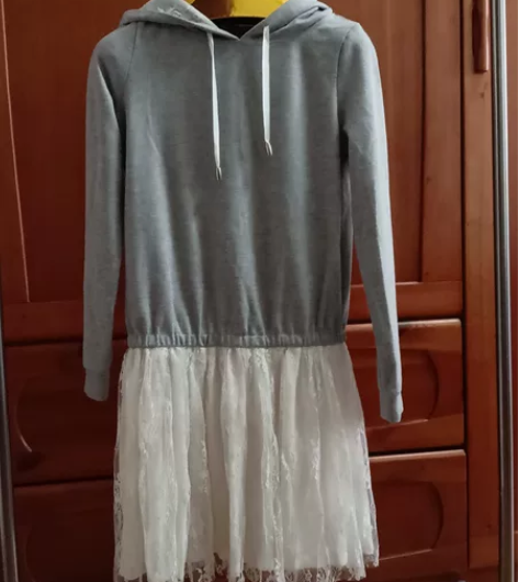 淑女屋连帽针织网纱蕾丝连衣裙全新带吊牌肩宽...