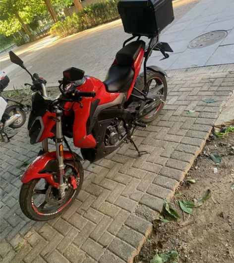 贝纳利小迅龙150!个人一手在业公户!带尾...