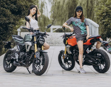 迅龙 摩托车整车   只开过几次的，只是车...