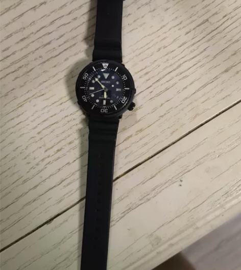 95新纯黑光动能罐头潜水表 拱形蓝宝石 酷...