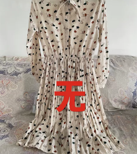 闲置衣服，比较学生气，工作后不适合穿了。全...