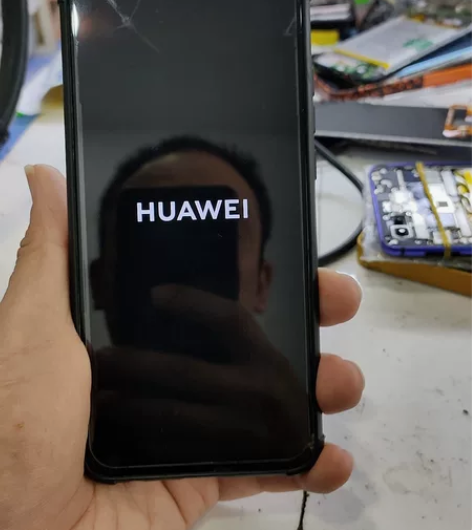 华为 畅享9P 外爆 别的全好 感兴趣的话...