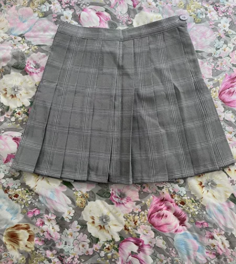 全新百褶裙 13/条 格子s码 灰色xs码