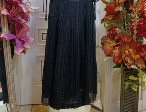 时尚百褶裙 胸围88cm，腰围68cm，裙...