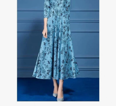 全新蕾丝植绒面料,模特图仅供参考,单网4元...