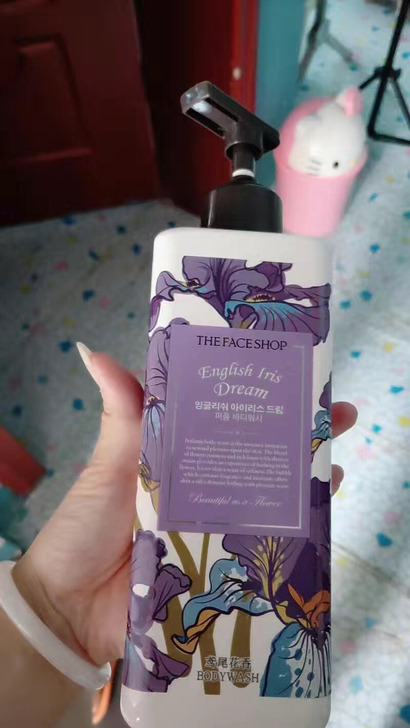 菲诗小铺香水沐浴露