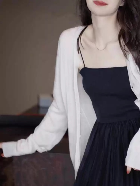 婉扮 毛针织衫