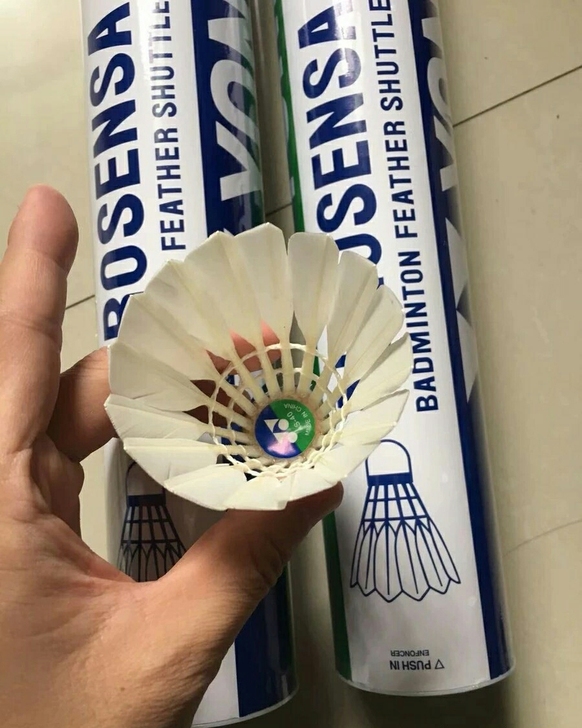 1筒尤尼克斯A40耐打羽毛球12只装羽毛球...