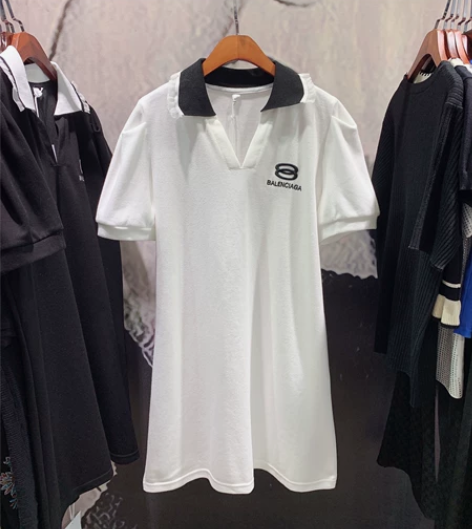 全新实体清仓纯棉休闲连衣裙V领泡泡袖Pol...