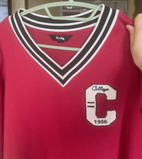 puella 酒红色运动风连衣裙 s码 1...