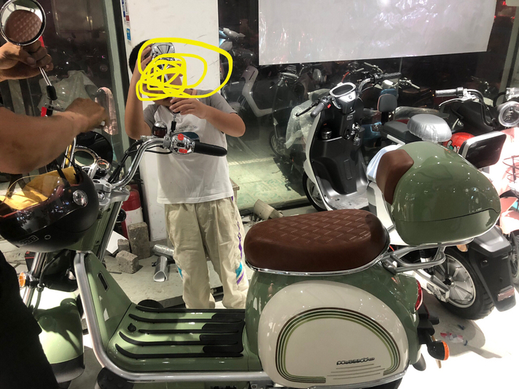 爱玛高端品牌小帕电动车，动力版淘宝价格70...