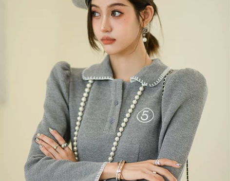 CAN2021秋季新款 名媛风花边刺绣灰色...