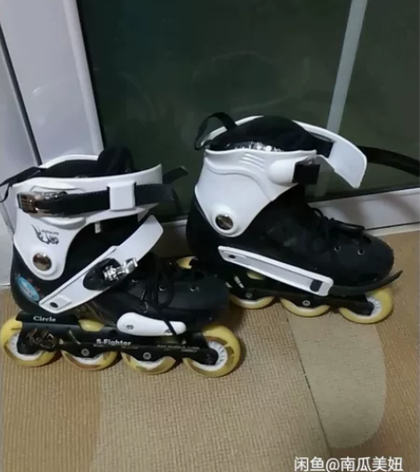 滑冰鞋 直排鞋 轮滑鞋  37尺码  8成...