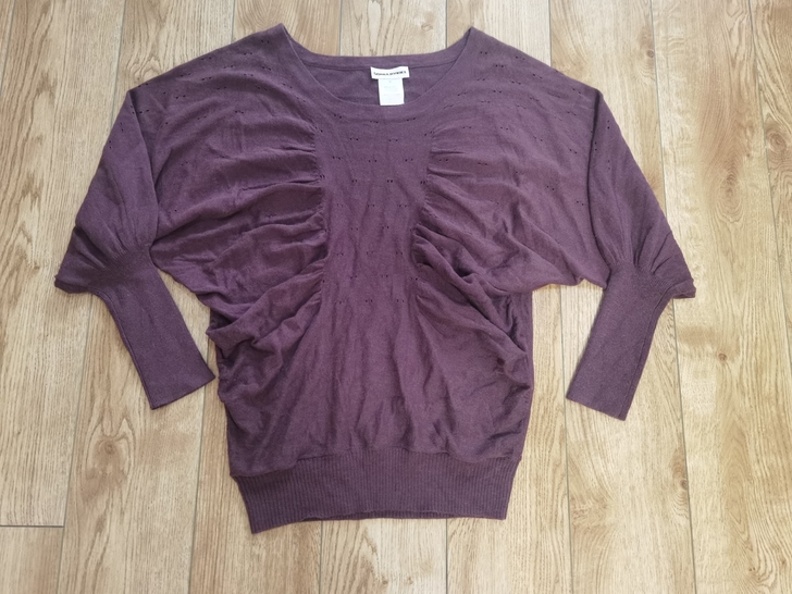 元单品牌蝙蝠袖针织衫