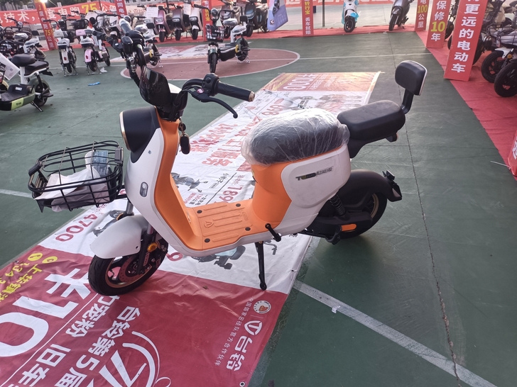 全新台铃（9号款）电动车。