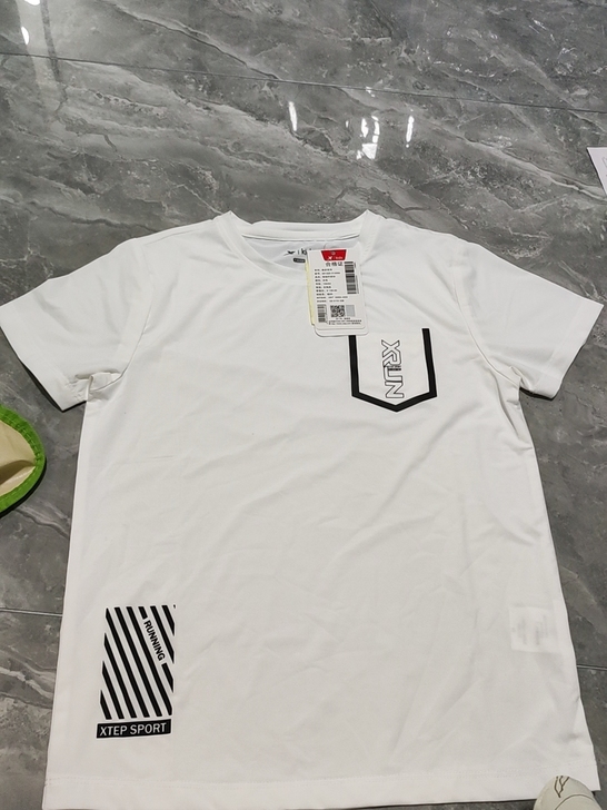 特步120码，130码各一件