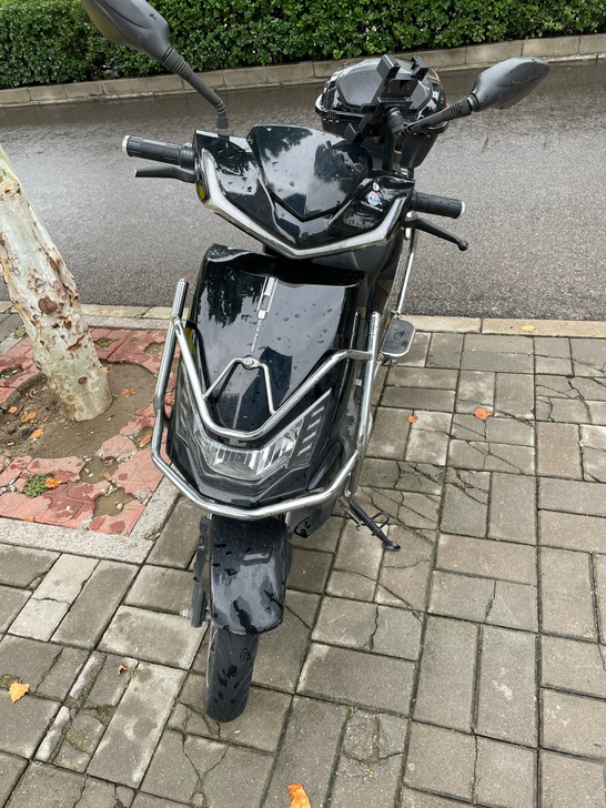 小刀电动车个人一手小刀高端踏板电动车，真空...